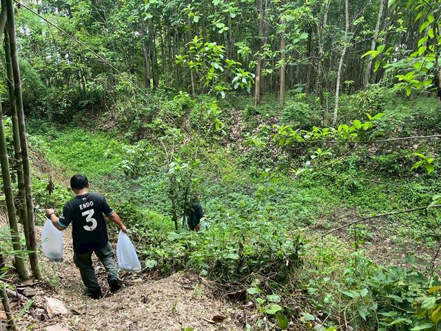 LINE_ALBUM_10669 _1_260610_9.jpg