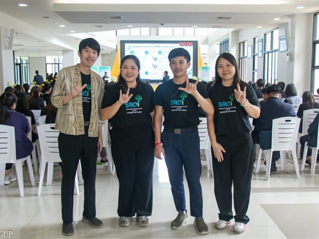 บุคลากรสายสนับสนุนคณะศิลปศาสตร์ เข้าร่วมนำเสนอผลการดำเนินงาน โครงการพัฒนาทักษะเชิงพื้นที่ ระดับ 3 สำหรับพนักงานมหาวิทยาลัยสายสนับสนุน