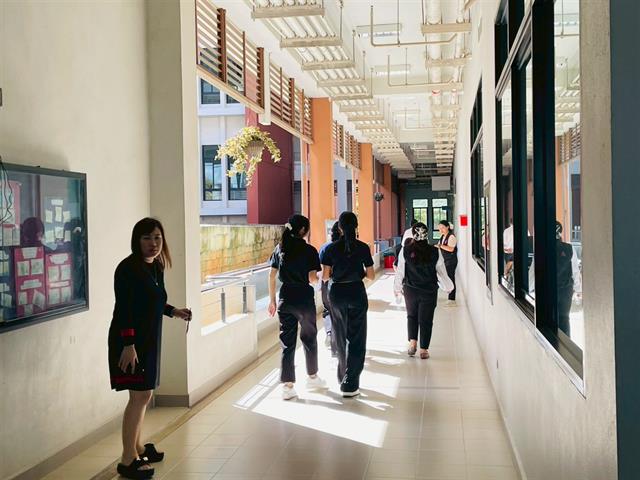 คณะทันตแพทยศาสตร์ มหาวิทยาลัยพะเยา ร่วมกับหน่วยวิจัยและออกแบบเพื่อคนทั้งมวล มหาวิทยาลัยธรรมศาสตร์ ตรวจติดตามการจัดสิ่งอำนวยความสะดวกสำหรับคนพิการและทุกคนในสังคม ประจำปี 2569