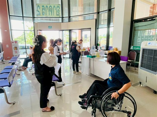 คณะทันตแพทยศาสตร์ มหาวิทยาลัยพะเยา ร่วมกับหน่วยวิจัยและออกแบบเพื่อคนทั้งมวล มหาวิทยาลัยธรรมศาสตร์ ตรวจติดตามการจัดสิ่งอำนวยความสะดวกสำหรับคนพิการและทุกคนในสังคม ประจำปี 2569