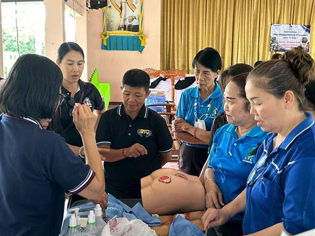 คณะพยาบาลศาสตร์ มหาวิทยาลัยพะเยา จัดโครงการอบรมหลักสูตรฟื้นฟูผู้ดูแลผู้สูงอายุ (Caregiver)