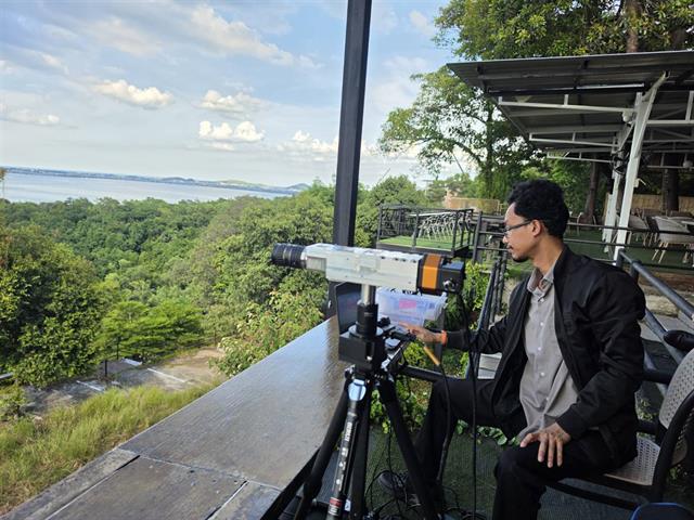 Hyperspectral Camera 