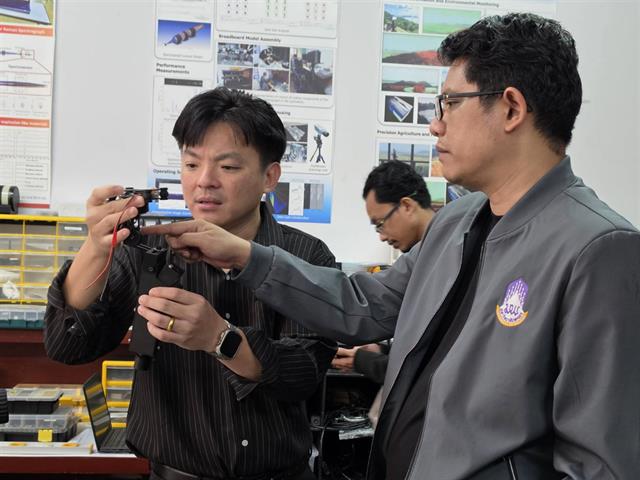 Hyperspectral Camera 