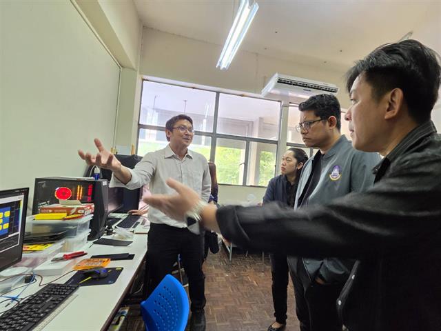 Hyperspectral Camera 