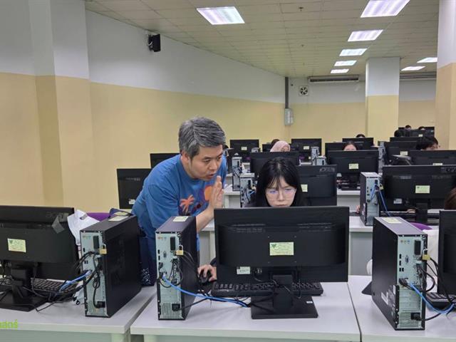 อบรมเชิงปฏิบัติการการใช้โปรแกรม Microsoft Word และ Excel สำหรับนิสิตเภสัชศาสตร์