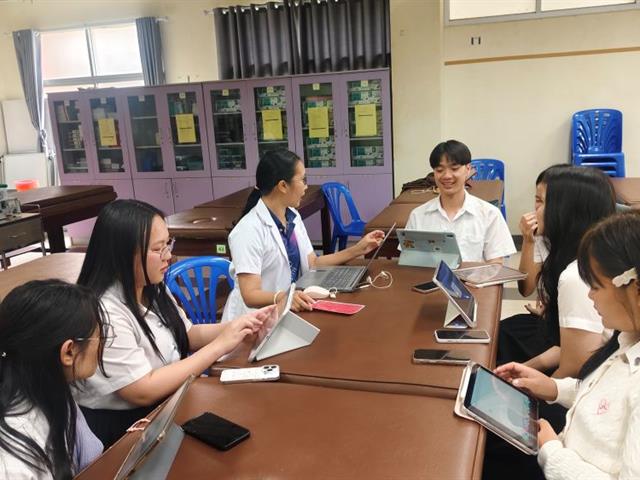 โครงการ21th century skills สำหรับนิสิต กิจกรรมที่ 2 การใช้ภาษาอังกฤษเพื่อนำเสนอบทความทางวิชาการอย่างมีประสิทธิภาพ