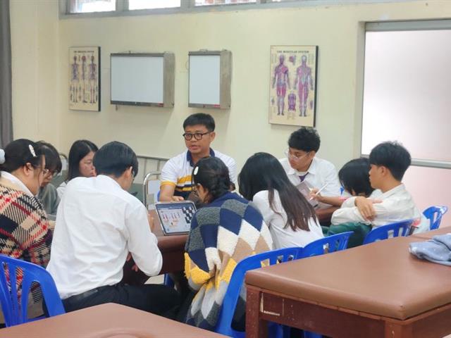 โครงการ21th century skills สำหรับนิสิต กิจกรรมที่ 2 การใช้ภาษาอังกฤษเพื่อนำเสนอบทความทางวิชาการอย่างมีประสิทธิภาพ