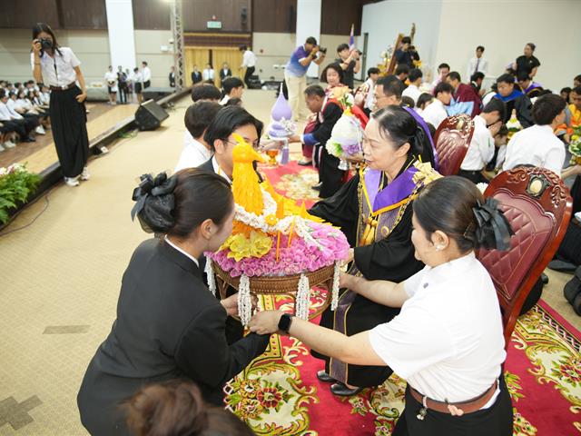 ม.พะเยา จัดพิธีไหว้ครู ประจำปีการศึกษา 2569  พร้อมมอบเกียรติบัตร “วันเกียรติยศ” เชิดชูเกียรตินิสิตและบุคลากรดีเด่น