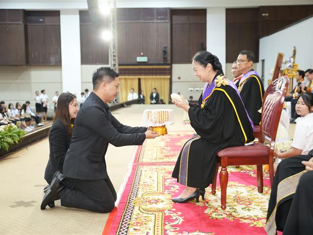 ม.พะเยา จัดพิธีไหว้ครู ประจำปีการศึกษา 2569  พร้อมมอบเกียรติบัตร “วันเกียรติยศ” เชิดชูเกียรตินิสิตและบุคลากรดีเด่น