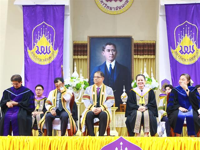 คณะสาธารณสุขศาสตร์ ร่วมกับสโมสรนิสิตคณะสาธารณสุขศาสตร์ ดำเนินโครงการพิธีไหว้ครู คณะสาธารณสุขศาสตร์ "ฝากตัวเป็นศิษย์ น้อมจิตวันทา" และพิธีบายศรีสู่ขวัญต้อนรับนิสิตใหม่ ประจำปีการศึกษา 2568