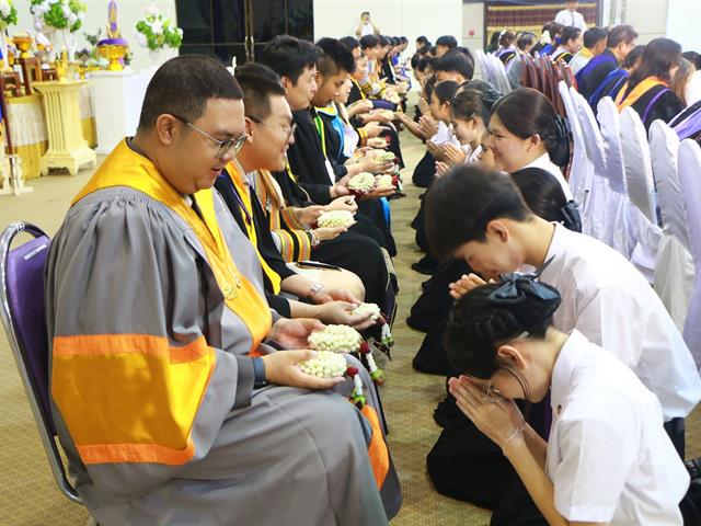 คณะสาธารณสุขศาสตร์ ร่วมกับสโมสรนิสิตคณะสาธารณสุขศาสตร์ ดำเนินโครงการพิธีไหว้ครู คณะสาธารณสุขศาสตร์ "ฝากตัวเป็นศิษย์ น้อมจิตวันทา" และพิธีบายศรีสู่ขวัญต้อนรับนิสิตใหม่ ประจำปีการศึกษา 2568