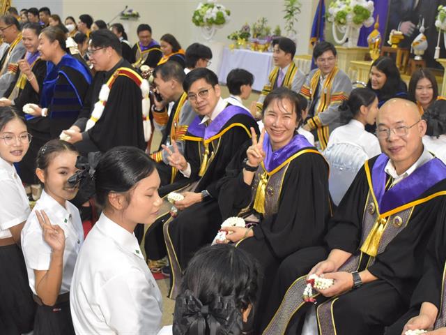 คณะสาธารณสุขศาสตร์ ร่วมกับสโมสรนิสิตคณะสาธารณสุขศาสตร์ ดำเนินโครงการพิธีไหว้ครู คณะสาธารณสุขศาสตร์ "ฝากตัวเป็นศิษย์ น้อมจิตวันทา" และพิธีบายศรีสู่ขวัญต้อนรับนิสิตใหม่ ประจำปีการศึกษา 2568