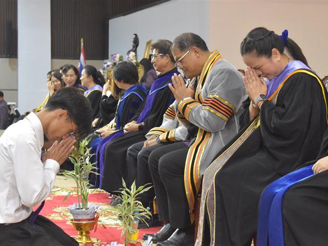 คณะสาธารณสุขศาสตร์ ร่วมกับสโมสรนิสิตคณะสาธารณสุขศาสตร์ ดำเนินโครงการพิธีไหว้ครู คณะสาธารณสุขศาสตร์ "ฝากตัวเป็นศิษย์ น้อมจิตวันทา" และพิธีบายศรีสู่ขวัญต้อนรับนิสิตใหม่ ประจำปีการศึกษา 2568