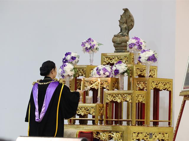 คณะรัฐศาสตร์และสังคมศาสตร์ 