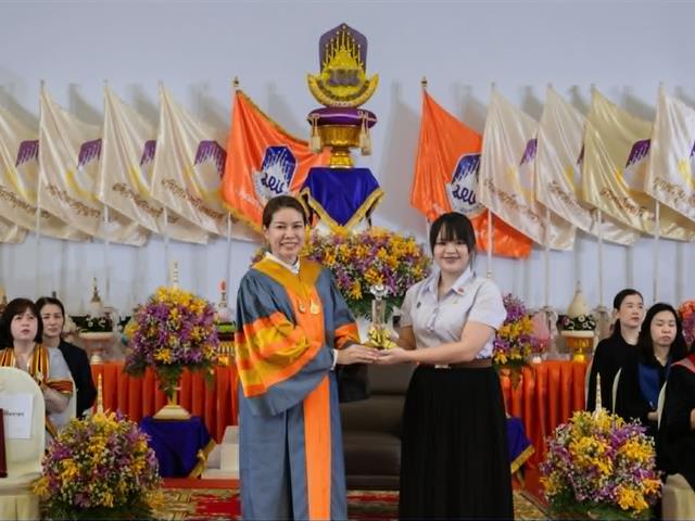 คณะศิลปศาสตร์จัดพิธีไหว้ครู “กราบคุรุปูจา ครูบาอาจารย์เจ้า” ประจำปีการศึกษา 2569