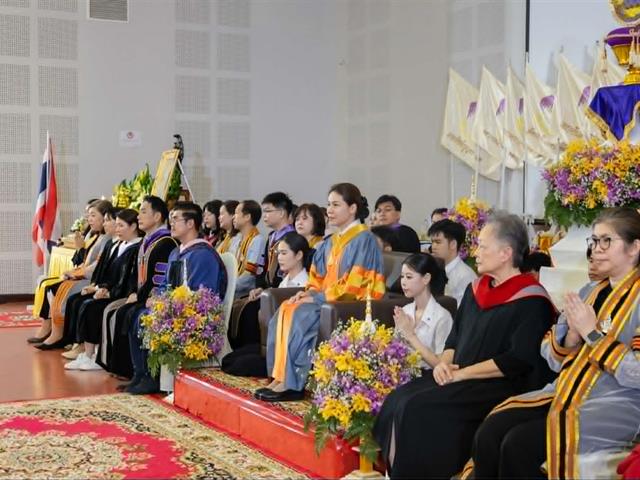 คณะศิลปศาสตร์จัดพิธีไหว้ครู “กราบคุรุปูจา ครูบาอาจารย์เจ้า” ประจำปีการศึกษา 2569