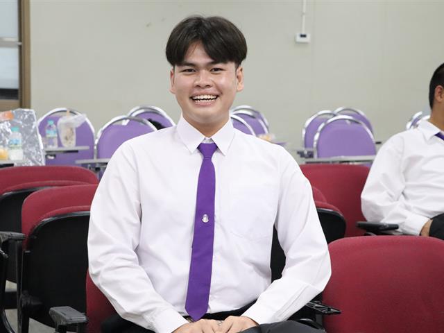 คณะรัฐศาสตร์และสังคมศาสตร์ 