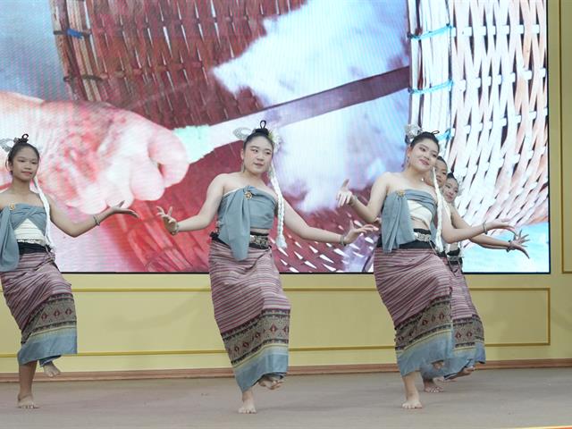 ศูนย์ประสานงาน อพ.สธ.–มหาวิทยาลัยพะเยา ในฐานะหน่วยงานพี่เลี้ยง ขอแสดงความยินดีกับโรงเรียนปงรัชดาภิเษก จังหวัดพะเยา ทีผ่านการประเมินระดับป้ายสนองพระราขดำริ งานสวนพฤกษศาสตร์โรงเรียน