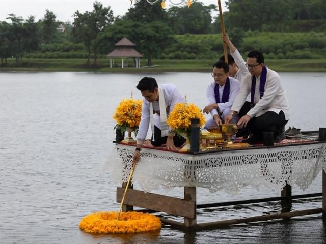 พิธีตักน้ำและเจริญพระพุทธมนต์น้ำสรงองค์พระธาตุจอมทอง เนื่องในประเพณีแห่ผ้าห่มพระธาตจอมทอง มหาวิทยาลัยพะเยา ประจำปี ๒๕๖๙