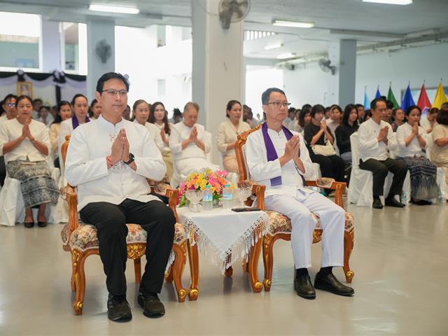 วิทยาลัยการศึกษา ดำเนินกิจกรรมพิธีตักน้ำและเจริญพระพุทธมนต์น้ำสรงองค์พระธาตุจอมทอง เนื่องในประเพณีแห่ผ้าห่มพระธาตุจอมทอง มหาวิทยาลัยพะเยา ประจำปี ๒๕๖๙
