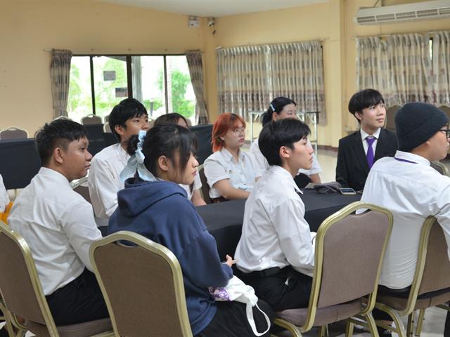 เสริมศักยภาพผู้นำนิสิต