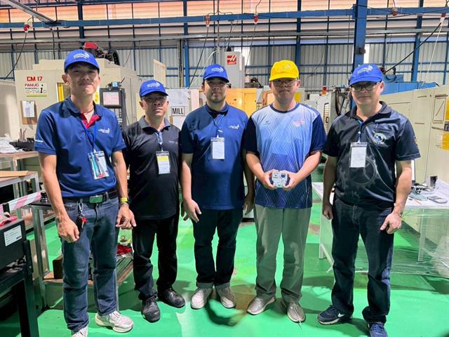 นิสิตวิศวกรรมอุตสาหการ ม.พะเยา คว้ารางวัลเครื่องจักรกล CNC การแข่งขันฝีมือแรงงานแห่งชาติ ครั้งที่ 31 ระดับภาค