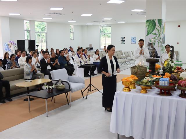คณะกรรมการธรรมาภิบาลจังหวัดพะเยา (ก.ธ.จ. พะเยา) เยี่ยมติดตามโครงการอาคารการเรียนรู้และอนุรักษ์นกยูงไทย พร้อมร่วมพิธีเปิดคลินิกรักษาสัตว์ มหาวิทยาลัยพะเยา
