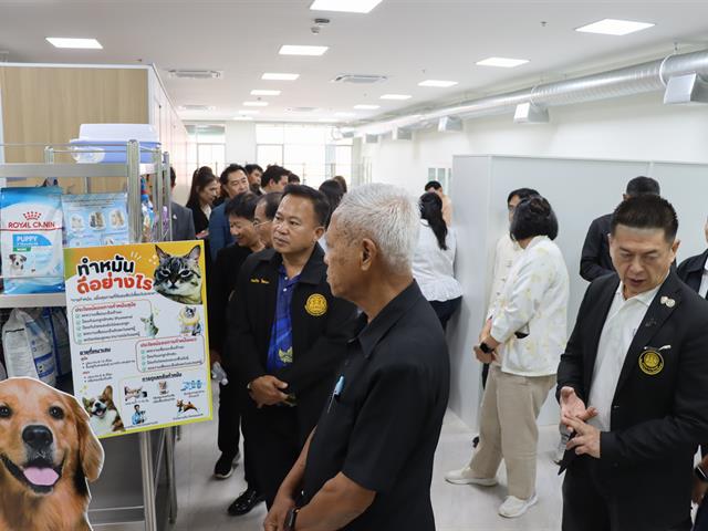 คณะกรรมการธรรมาภิบาลจังหวัดพะเยา (ก.ธ.จ. พะเยา) เยี่ยมติดตามโครงการอาคารการเรียนรู้และอนุรักษ์นกยูงไทย พร้อมร่วมพิธีเปิดคลินิกรักษาสัตว์ มหาวิทยาลัยพะเยา