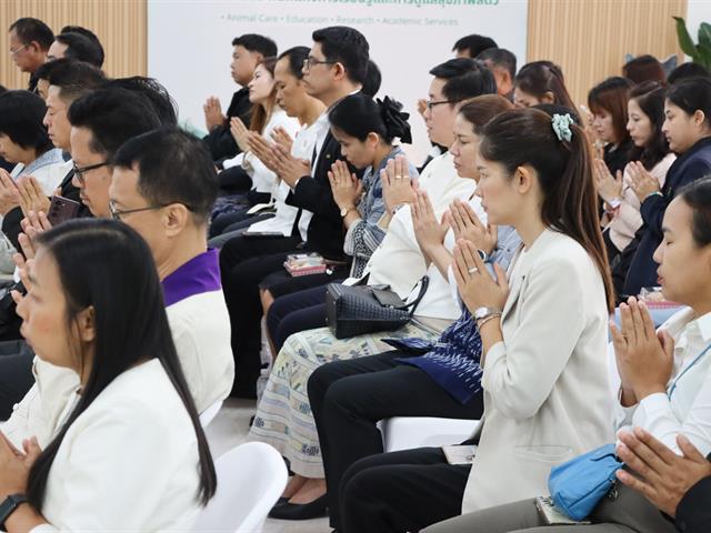 คณะกรรมการธรรมาภิบาลจังหวัดพะเยา (ก.ธ.จ. พะเยา) เยี่ยมติดตามโครงการอาคารการเรียนรู้และอนุรักษ์นกยูงไทย พร้อมร่วมพิธีเปิดคลินิกรักษาสัตว์ มหาวิทยาลัยพะเยา