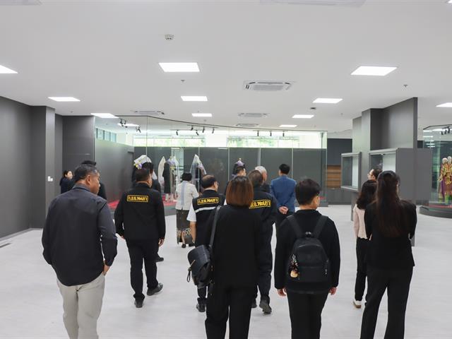 คณะกรรมการธรรมาภิบาลจังหวัดพะเยา (ก.ธ.จ. พะเยา) เยี่ยมติดตามโครงการอาคารการเรียนรู้และอนุรักษ์นกยูงไทย พร้อมร่วมพิธีเปิดคลินิกรักษาสัตว์ มหาวิทยาลัยพะเยา