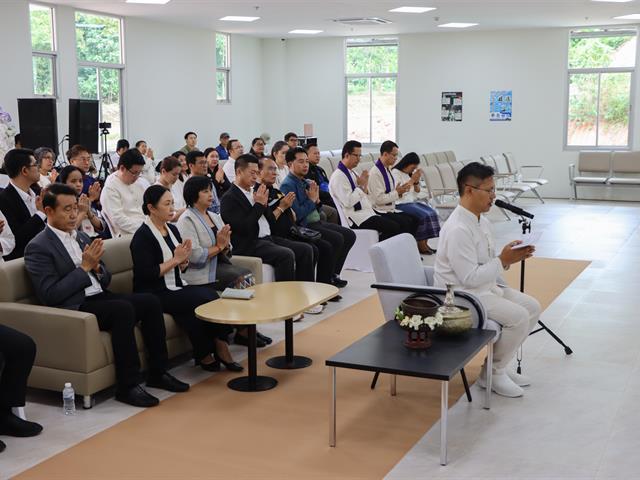 คณะกรรมการธรรมาภิบาลจังหวัดพะเยา (ก.ธ.จ. พะเยา) เยี่ยมติดตามโครงการอาคารการเรียนรู้และอนุรักษ์นกยูงไทย พร้อมร่วมพิธีเปิดคลินิกรักษาสัตว์ มหาวิทยาลัยพะเยา