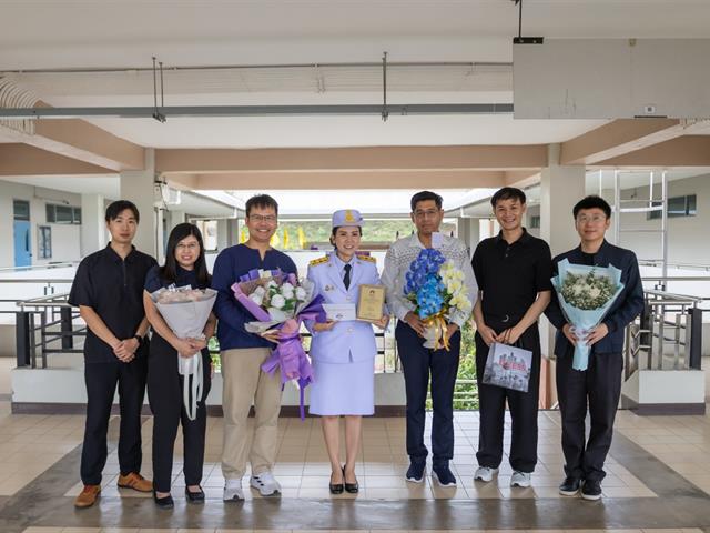คณะศิลปศาสตร์ร่วมพิธีวันสถาปนามหาวิทยาลัยพะเยา พร้อมแสดงความยินดีกับบุคลากรที่ได้รับรางวัลบุคลากรดีเด่นสายวิชาการ สาขามนุษยศาสตร์