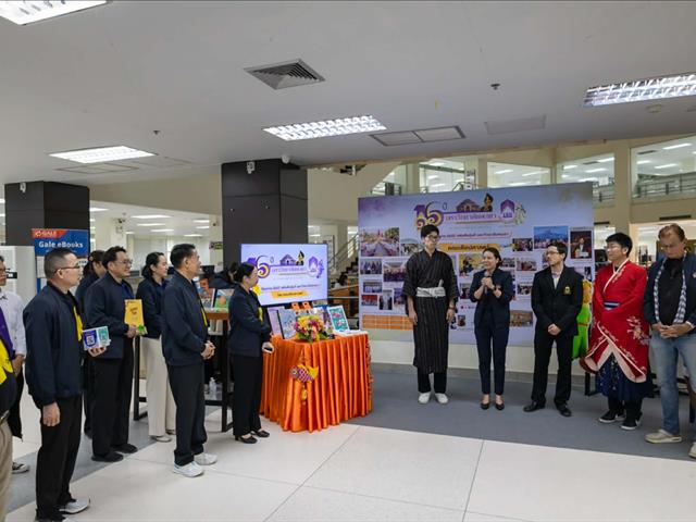 คณะศิลปศาสตร์ร่วมจัดนิทรรศการเฉลิมฉลอง 16 ปี มหาวิทยาลัยพะเยา ณ จุด Check-in สถาบันนวัตกรรมการเรียนรู้