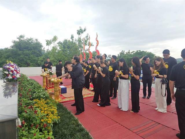 ผู้อำนวยการวิทยาเขตเชียงราย ร่วมพิธีสักการะบูชา พระพุทธภุชคารักษ์ พระพุทธรูปประจำมหาวิทยาลัยพะเยา