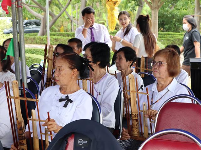 คณะรัฐศาสตร์และสังคมศาสตร์ 