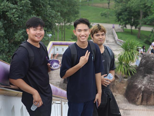 คณะรัฐศาสตร์และสังคมศาสตร์ 