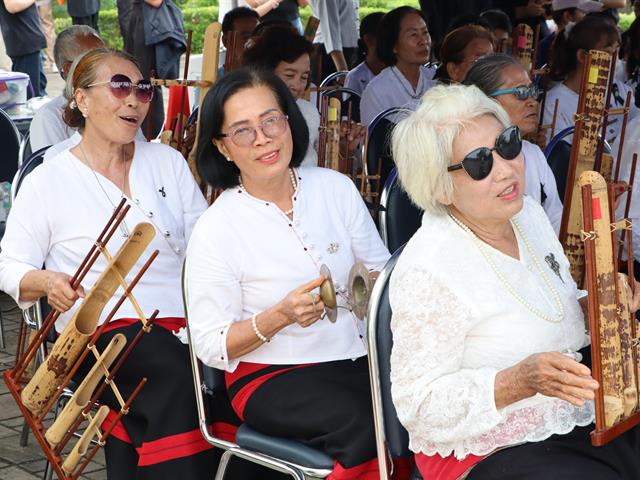 คณะรัฐศาสตร์และสังคมศาสตร์ 