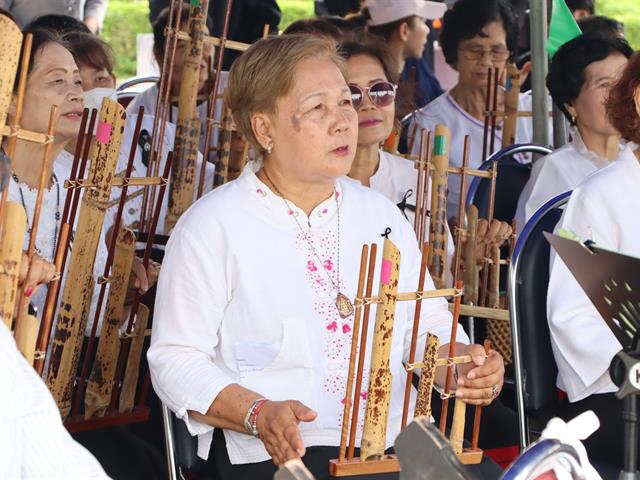 คณะรัฐศาสตร์และสังคมศาสตร์ 