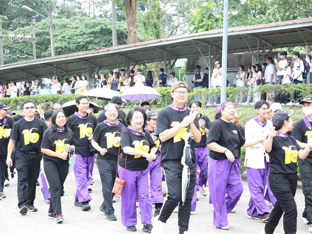 คณะทันตแพทยศาสตร์ มหาวิทยาลัยพะเยา ร่วมกิจกรรมประเพณีเดินเข้ามหาวิทยาลัยพะเยา ประจำปีการศึกษา 2569 