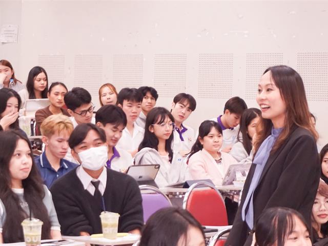 สาขาวิชาภาษาอังกฤษ คณะศิลปศาสตร์ มหาวิทยาลัยพะเยา จัดโครงการภาษาอังกฤษเพื่อวิชาชีพ กิจกรรมที่ 1 การแปลและล่าม เพื่อเตรียมพร้อมนิสิตก่อนออกฝึกงาน และพัฒนาทักษะการแปลและล่าม