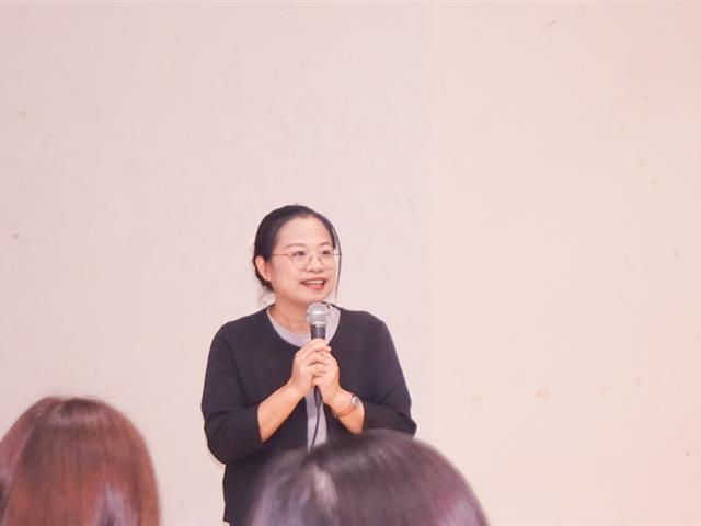 สาขาวิชาภาษาอังกฤษ คณะศิลปศาสตร์ มหาวิทยาลัยพะเยา จัดโครงการภาษาอังกฤษเพื่อวิชาชีพ กิจกรรมที่ 1 การแปลและล่าม เพื่อเตรียมพร้อมนิสิตก่อนออกฝึกงาน และพัฒนาทักษะการแปลและล่าม