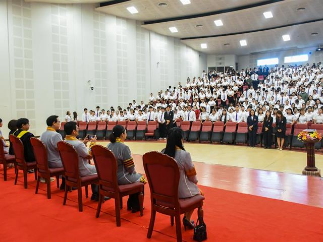 วิทยาลัยการศึกษา ดำเนินกิจกรรมไหว้ครูและสืบสานอัตลักษณ์นิสิตวิทยาลัยการศึกษา “ร้อยดวงใจศิษย์วันทา วิทยาลัยการศึกษา บูชาครู”