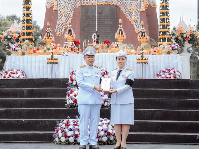 ENG-บุคลากรดีเด่น (1).jpg