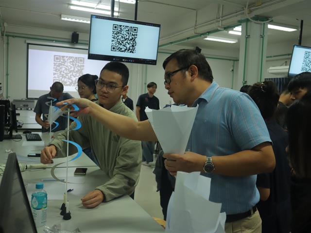 ENG-1 School 1Ex (15).JPG