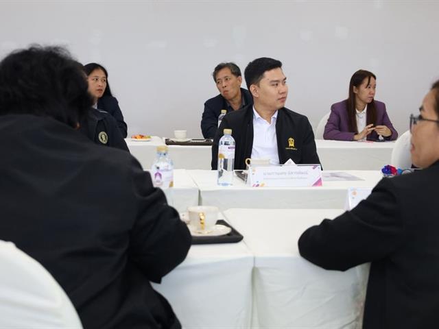 วิทยาเขตเชียงราย ต้อนรับคณะกระทรวงศึกษาธิการ แลกเปลี่ยนองค์ความรู้ด้านการวิเคราะห์ข้อมูลเพื่อการพัฒนานโยบายการศึกษาเชิงประจักษ์