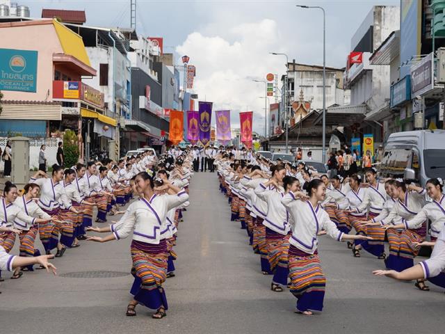 คณะศิลปศาสตร์ ร่วมจัดโครงการ “ประเพณีแห่ผ้าห่มพระธาตุจอมทอง ครั้งที่ 11”