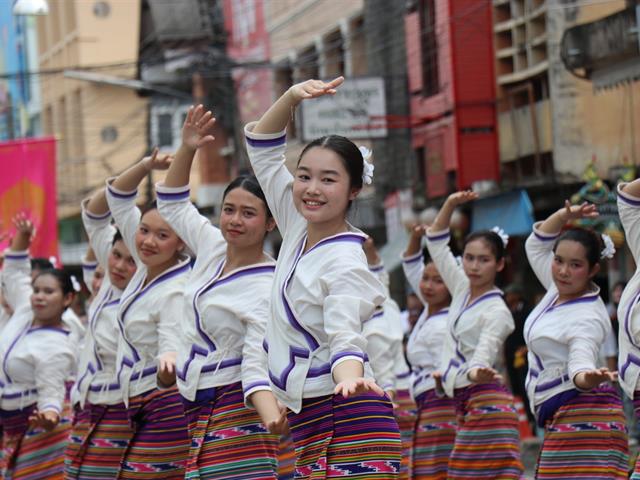 คณะศิลปศาสตร์ ร่วมจัดโครงการ “ประเพณีแห่ผ้าห่มพระธาตุจอมทอง ครั้งที่ 11”