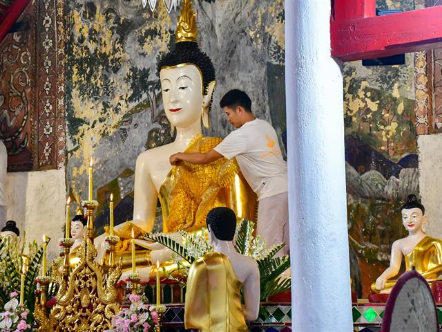 วิทยาลัยการศึกษา ร่วมสืบสานประเพณีอันทรงคุณค่า จัดโครงการ “ประเพณีแห่ผ้าห่มพระธาตุจอมทอง ครั้งที่ ๑๑” ประจำปี ๒๕๖๙