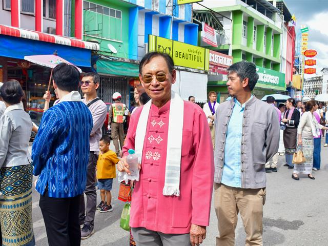 วิทยาลัยการศึกษา ร่วมสืบสานประเพณีอันทรงคุณค่า จัดโครงการ “ประเพณีแห่ผ้าห่มพระธาตุจอมทอง ครั้งที่ ๑๑” ประจำปี ๒๕๖๙
