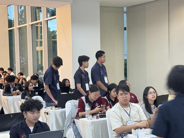 ENG- นิสิตหลักสูตรวิศวกรรมศาสตรบัณฑิต สาขาว (2).jpg